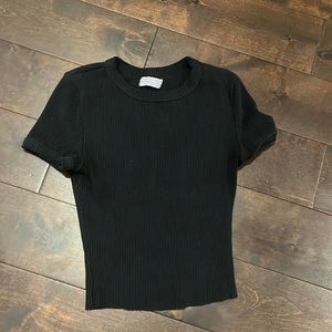 Black short sleeve fitted top